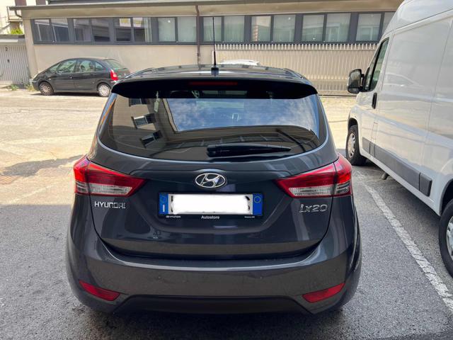 HYUNDAI iX20 usata, con Alzacristalli elettrici