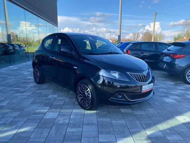 LANCIA Ypsilon usata, con Airbag