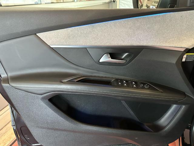 PEUGEOT 3008 usata, con Boardcomputer