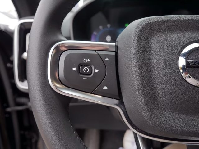 VOLVO XC40 usata, con Cruise Control