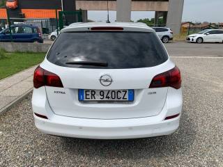 OPEL Astra usata, con Autoradio