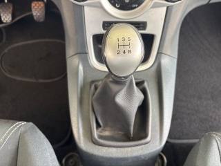 FORD Fiesta usata, con Lettore CD