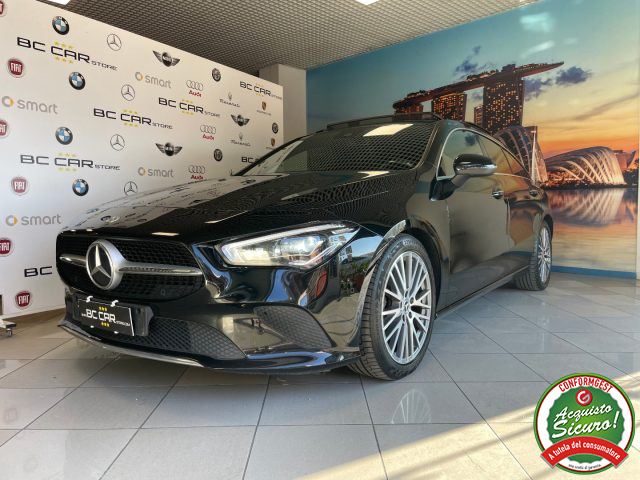 MERCEDES-BENZ CLA 200 usata, con Specchietti laterali elettrici