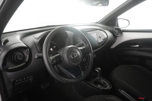 TOYOTA Aygo X usata 1