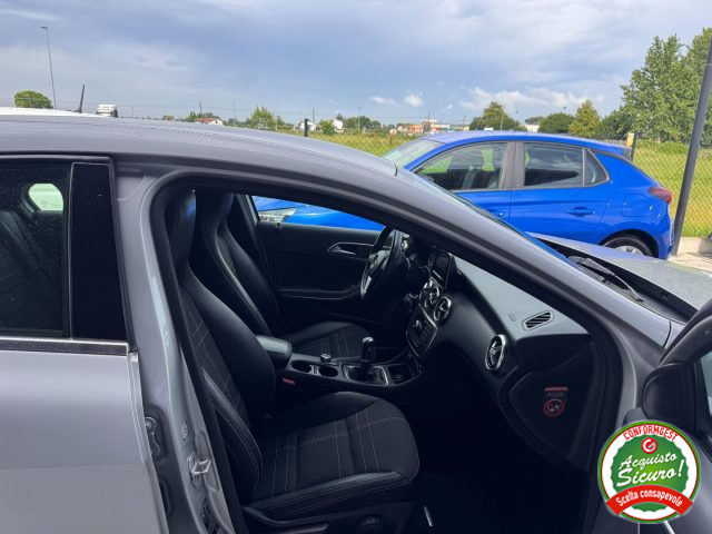 MERCEDES-BENZ A 180 usata, con Lettore CD