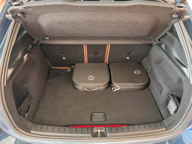 MERCEDES-BENZ GLA 250 usata, con Chiusura centralizzata