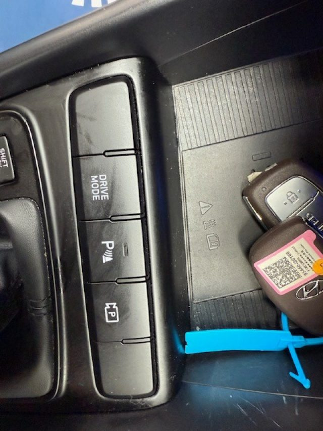 HYUNDAI Bayon usata, con Cruise Control
