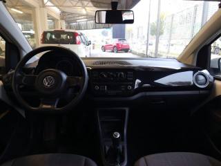 VOLKSWAGEN up! usata 16