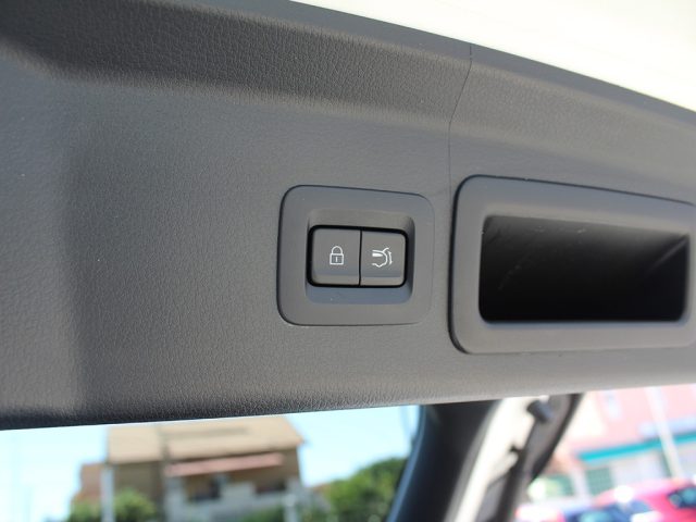 MAZDA CX-30 usata, con Bluetooth