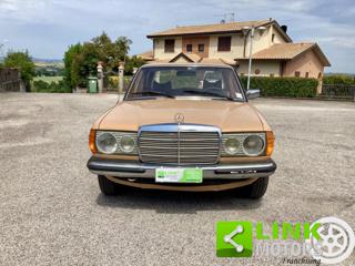 MERCEDES-BENZ 300 usata 1