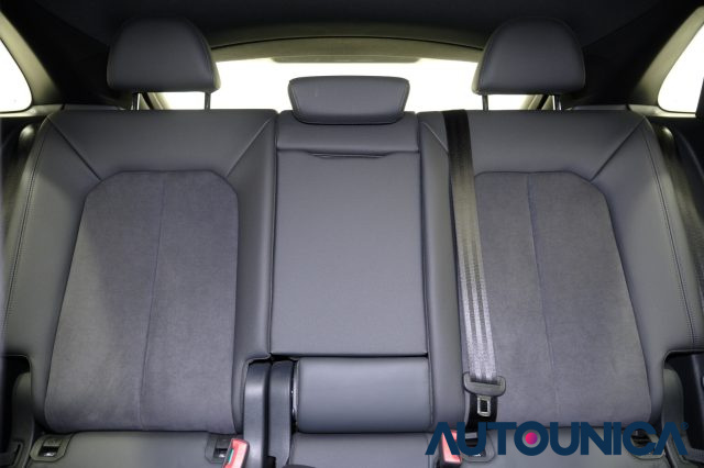 AUDI RS Q3 usata, con Supporto lombare