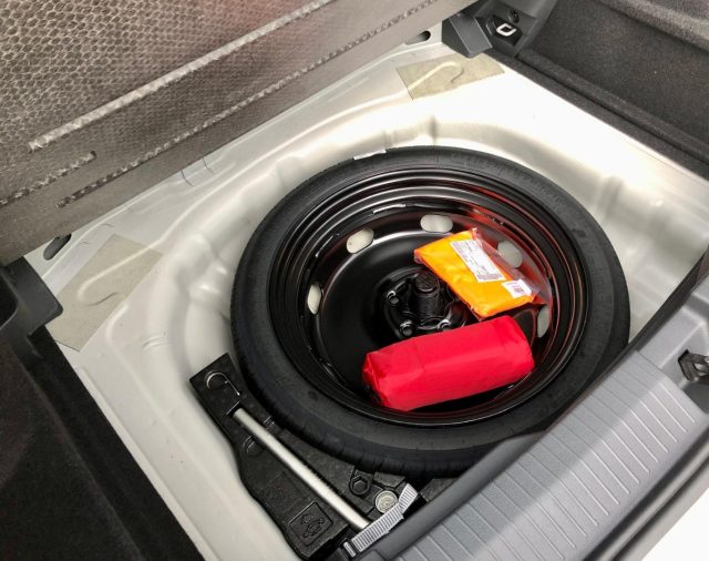 VOLKSWAGEN T-Roc usata, con Monitoraggio pressione pneumatici