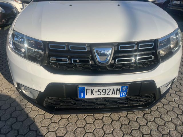 DACIA Sandero usata, con Luci diurne LED
