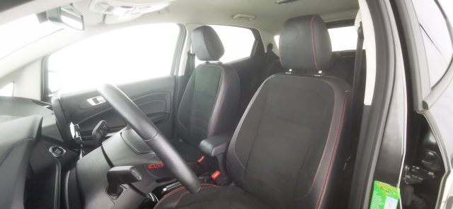 FORD EcoSport usata 51