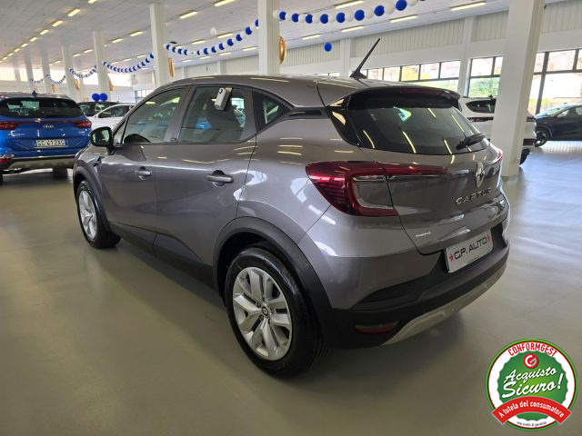 RENAULT Captur usata, con Autoradio