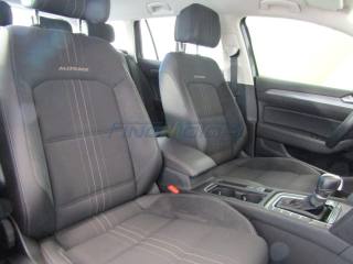 VOLKSWAGEN Passat Alltrack usata, con Controllo automatico clima