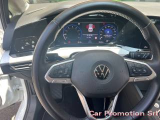 VOLKSWAGEN Golf usata, con Autoradio
