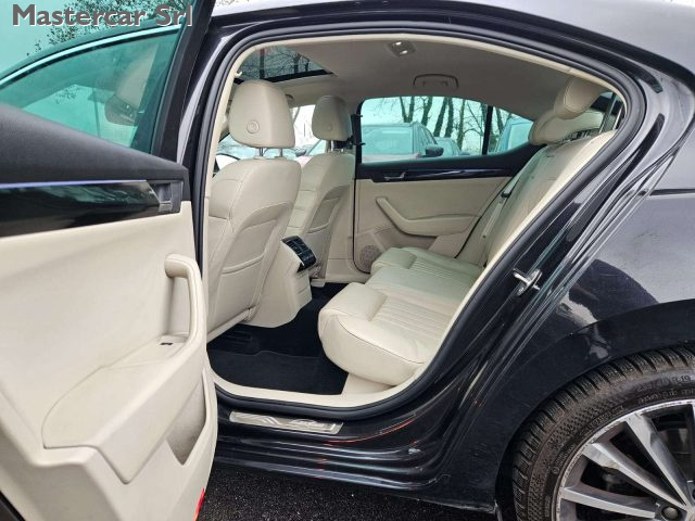 SKODA Superb usata, con Fendinebbia