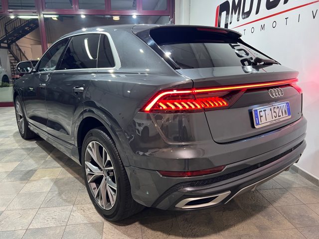 AUDI Q8 usata, con Regolazione elettrica sedili