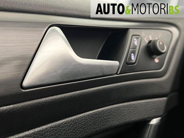 VOLKSWAGEN Golf usata, con Servosterzo
