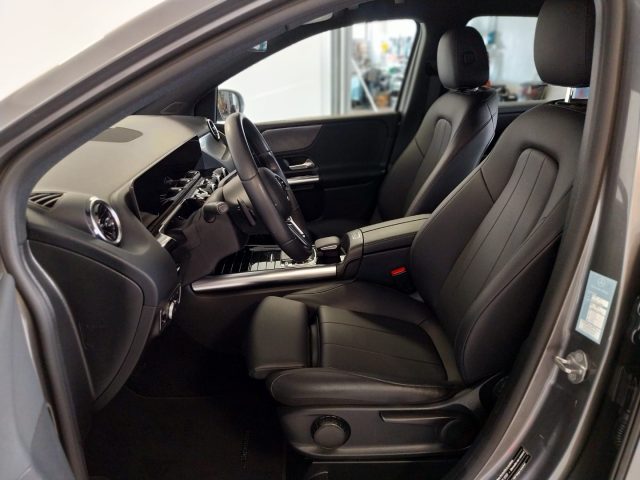MERCEDES-BENZ B 180 usata, con Park Distance Control