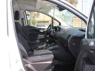 FORD Transit Courier usata, con Fendinebbia