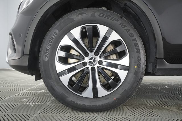 MERCEDES-BENZ GLC 300 usata 8