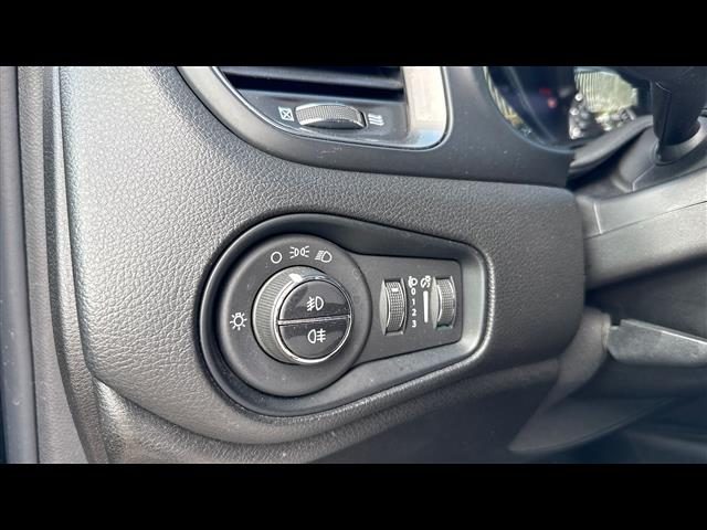 JEEP Renegade usata, con USB