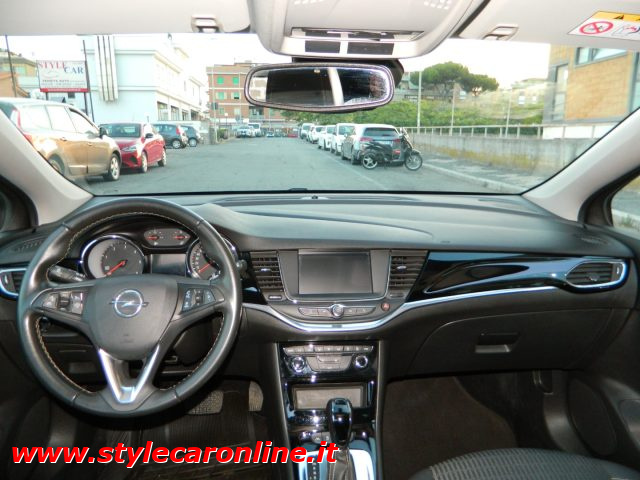 OPEL Astra usata, con Controllo automatico clima