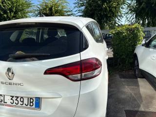 RENAULT Scenic usata, con Chiusura centralizzata