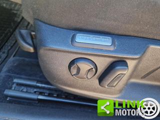 VOLKSWAGEN Passat Variant usata, con Sensori di parcheggio posteriori