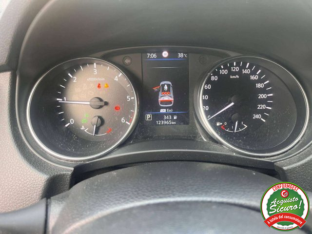 NISSAN Qashqai usata, con Fendinebbia