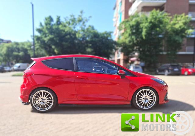 FORD Fiesta usata, con Cruise Control