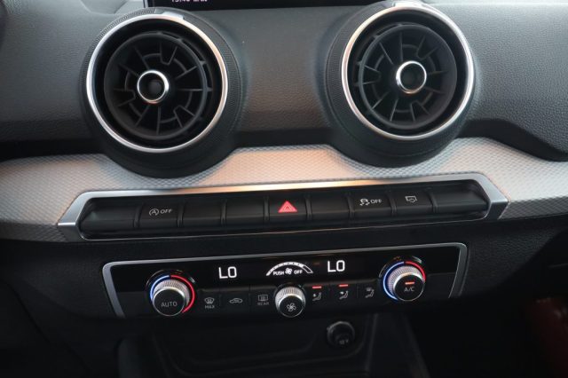 AUDI Q2 usata 9