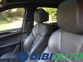 PORSCHE Macan usata, con Tettuccio apribile