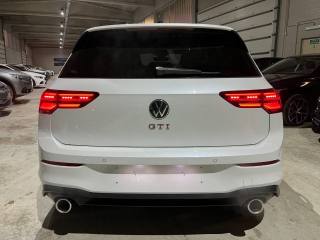 VOLKSWAGEN Golf GTI usata, con Autoradio