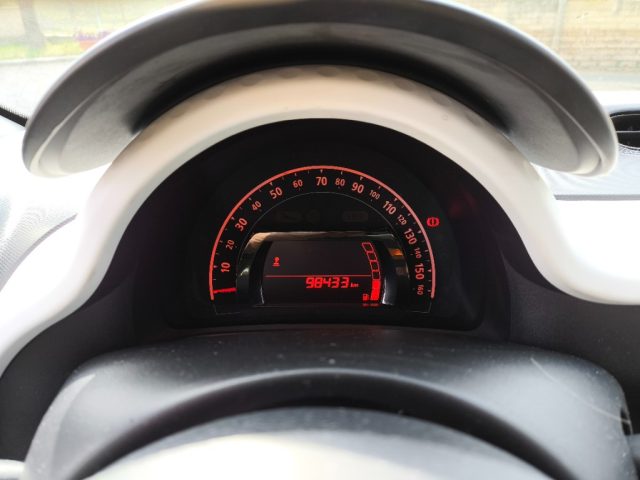 RENAULT Twingo usata 13