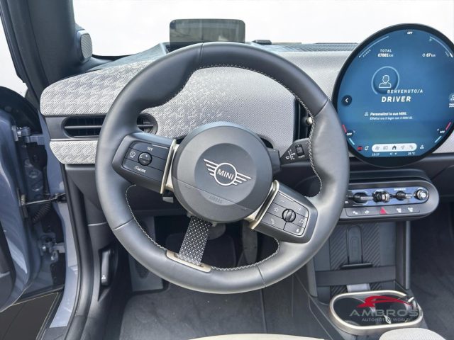 MINI Cabrio usata 13