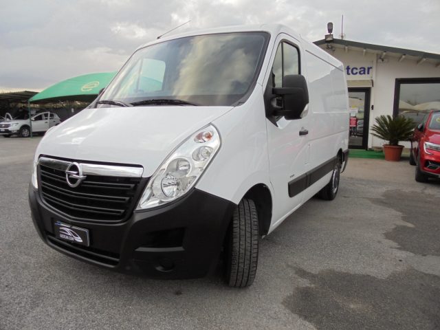 OPEL Movano usata, con Autoradio