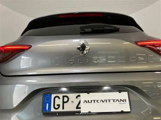 RENAULT Clio usata, con Hill holder
