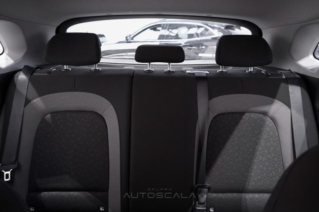 HYUNDAI Kona usata, con Volante multifunzione