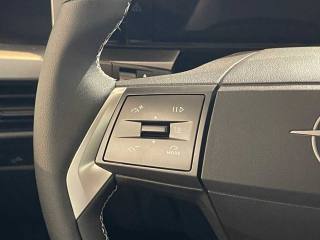 OPEL Frontera usata, con Autoradio digitale