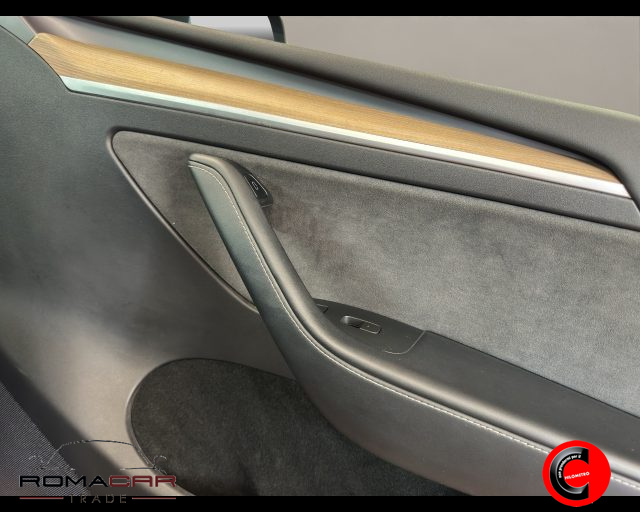 TESLA Model Y usata 18