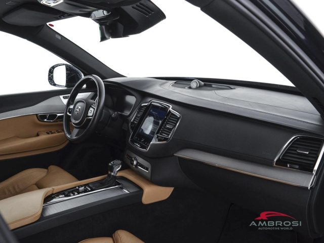VOLVO XC90 usata 11