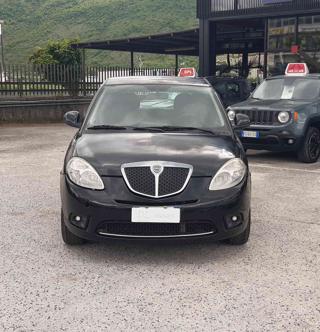 LANCIA Ypsilon usata, con Airbag