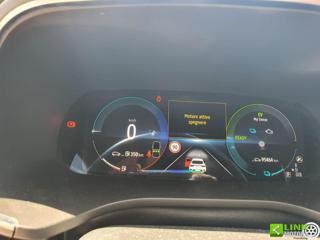 RENAULT Arkana usata, con Hill holder