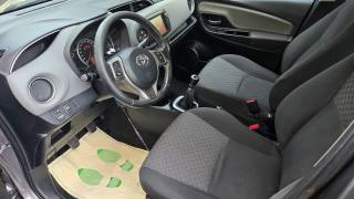 TOYOTA Yaris usata, con Specchietti laterali elettrici