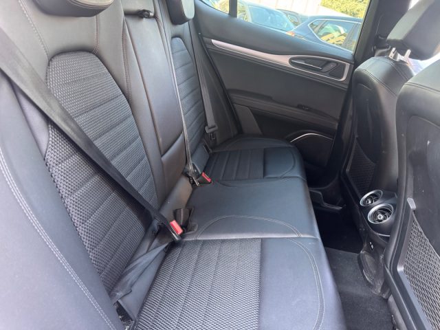 ALFA ROMEO Stelvio usata, con Fari Xenon