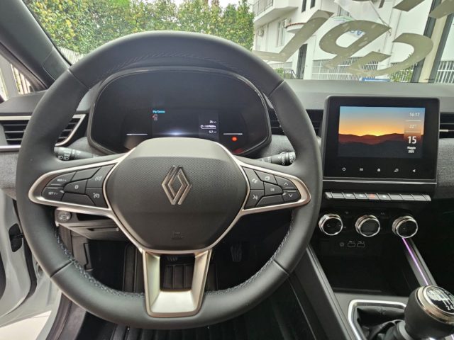 RENAULT Clio usata, con Fari Xenon