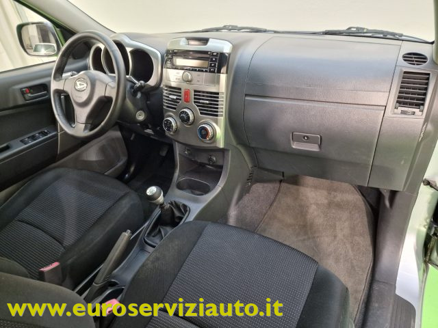 DAIHATSU Terios usata 30